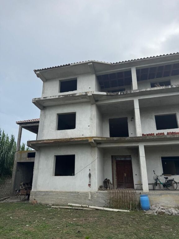 3-Storey Building for Sale – Spitallë, Durrës