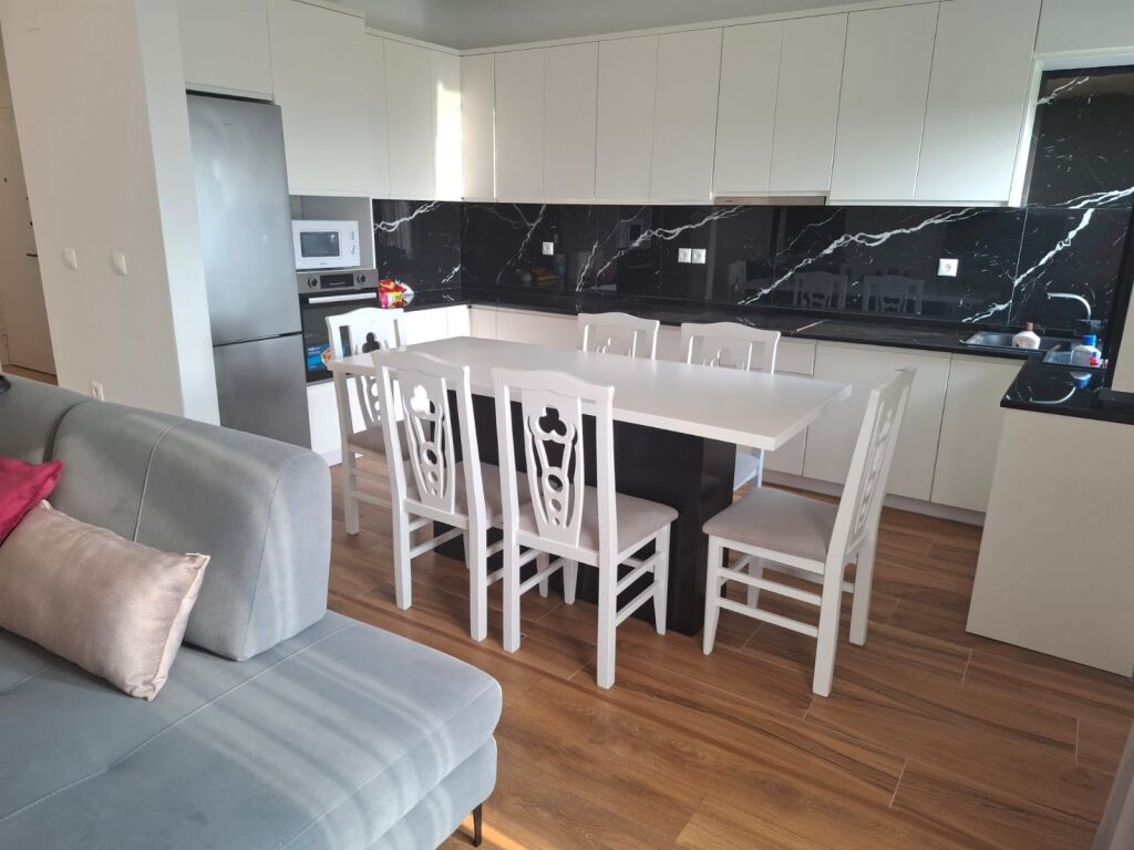 Apartment 3+1+2 Babrru