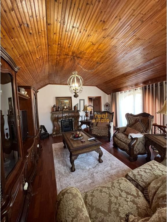 Qera, Vilë 2 Kate, Xhamllikun, Tiranë - 2000€ | 150 m²