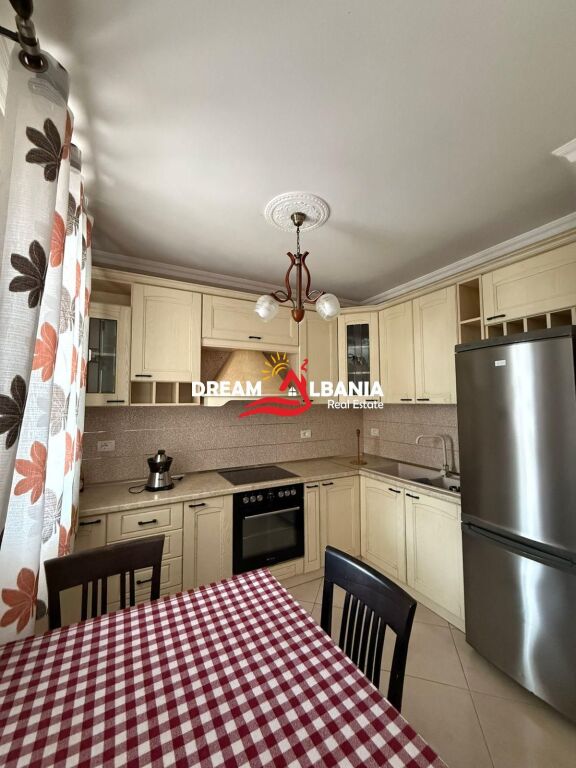 Appartamento 2+1+2 in affitto nel Giardino Botanico a Tirana (ID 42215524)