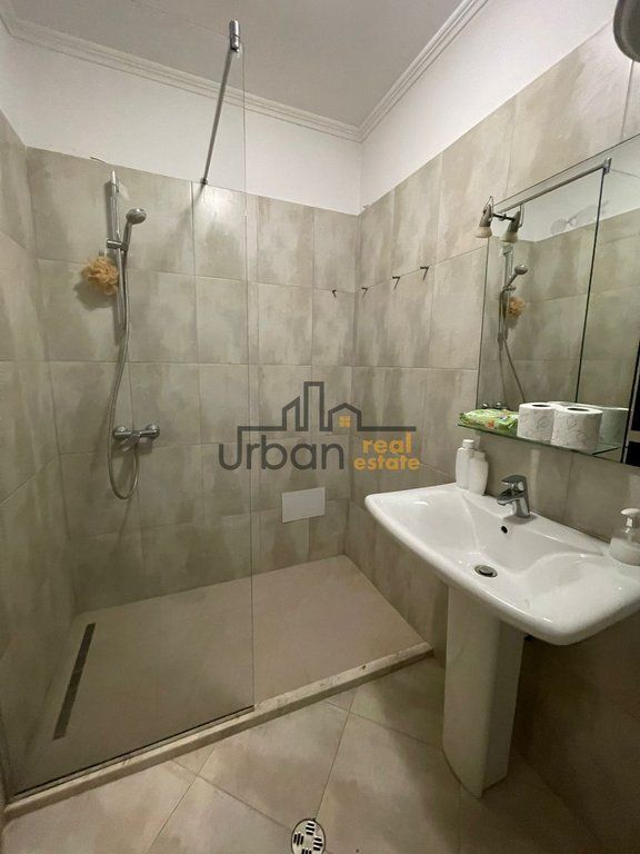 Qera, Apartament 2+1, Perball Delijorgjit, Tiranë - 750€ | 76 m²