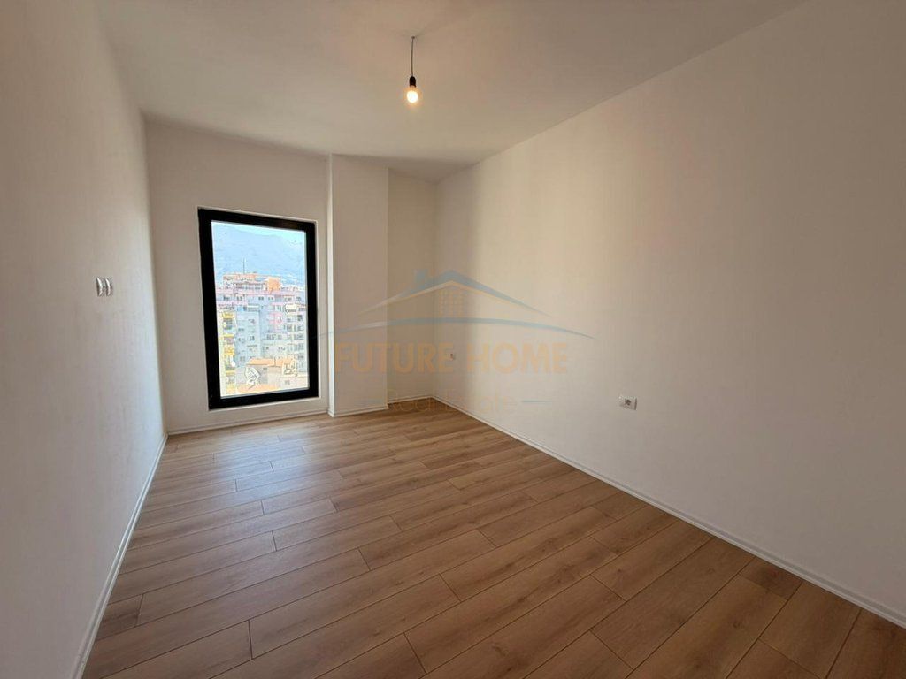 Rent, Apartment 2+1, Barricades Street, Tirana.