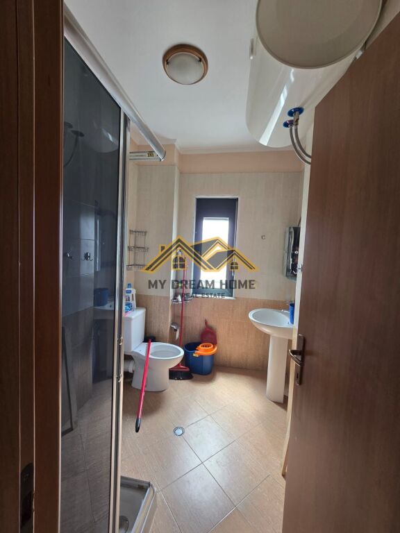 SHITET APARTAMENT 3+1+2T+2 BALLKONE PRANE MARKATES DURRES!