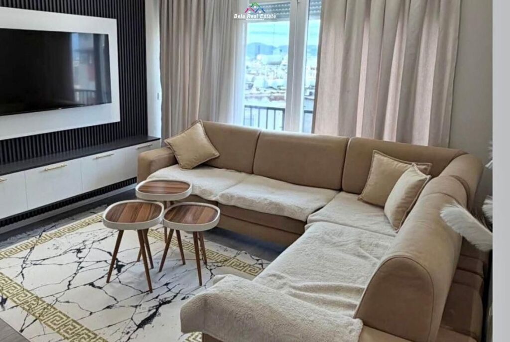 Appartamento In Affitto 2+1 A Xhamllik (ID B2201846) Tirana