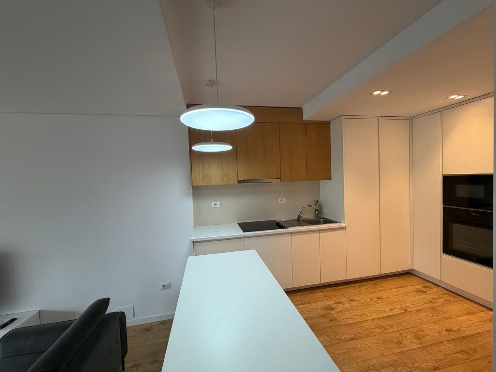 Vilë 3+1+oborr+garazhd me qera në ne TEG - MULLET