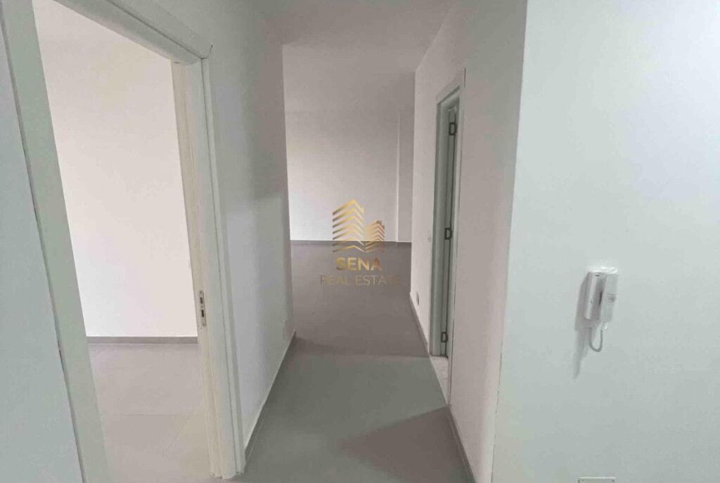 Affitto, Appartamento 2+1+balcone, Vuoto, Via Dibres, 40.000 Leke/mese