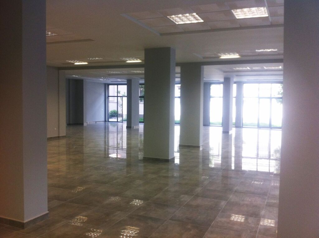 Shop for rent at Selvia 412 m2