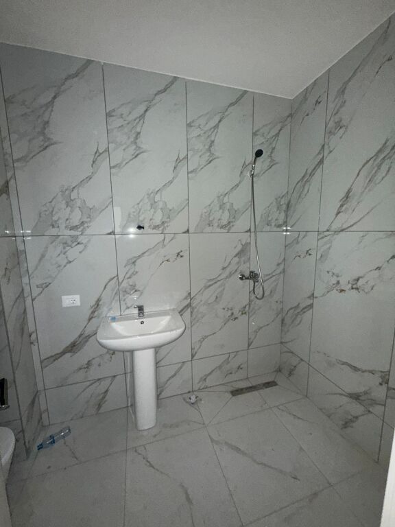 Tek Rezidenca Albulena Shitet Apartament 2+1 Me Planimetri Te Rregullt!