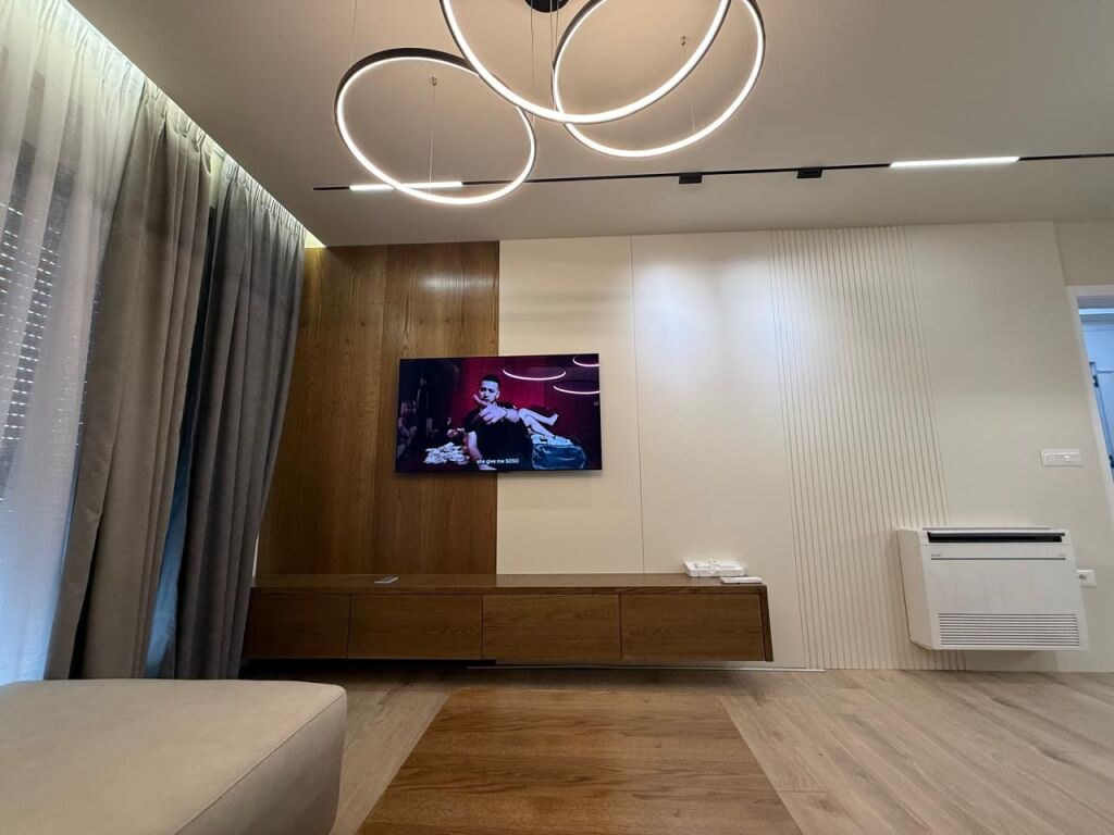 AFFITTASI APPARTAMENTO 2+1 PORCELAN
