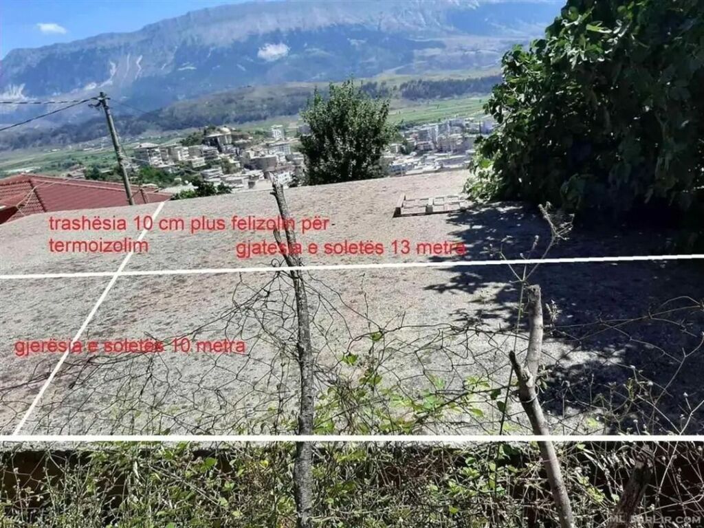 VENDESI PRIVATO IN VENDITA GRANICE GJIROKASTER