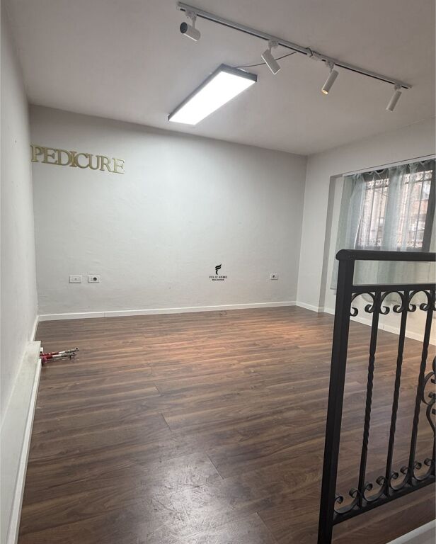 DYQAN ME QERA DUBLEX 32 M2 RRUGA DURRESIT 55.000 LEKE FH-69240