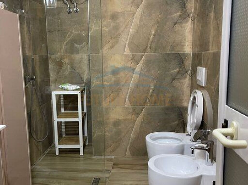 Shitet, Apartament 2 +1+2, Bulevardi Gjergj Fishta