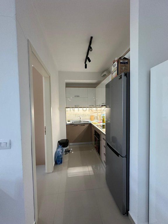 Apartament 2+1 për shitje ne kompleksin Lura 3, Gjiri i Lalzit