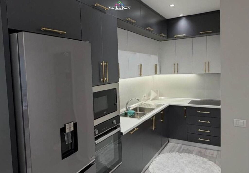 Appartamento In Affitto 2+1 A Xhamllik (ID B2201846) Tirana