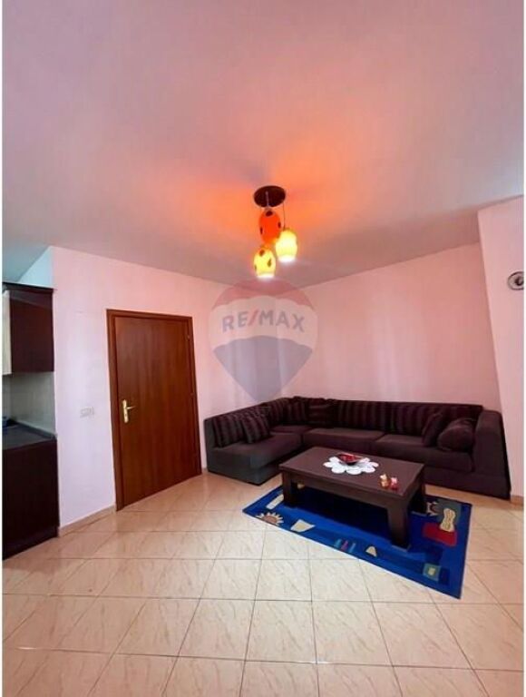 APARTAMENT 1+1 ME QIRA PERBALLE DELIJORGJIT