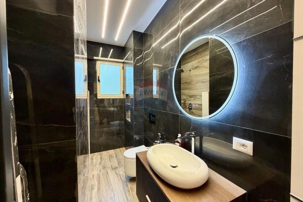 APPARTAMENTO 2+1+2 IN AFFITTO PIAZZA NUOVA