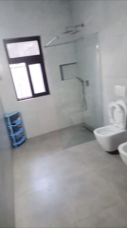 APPARTAMENTO 1+1. 42000 LEKE.21 DICEMBRE.