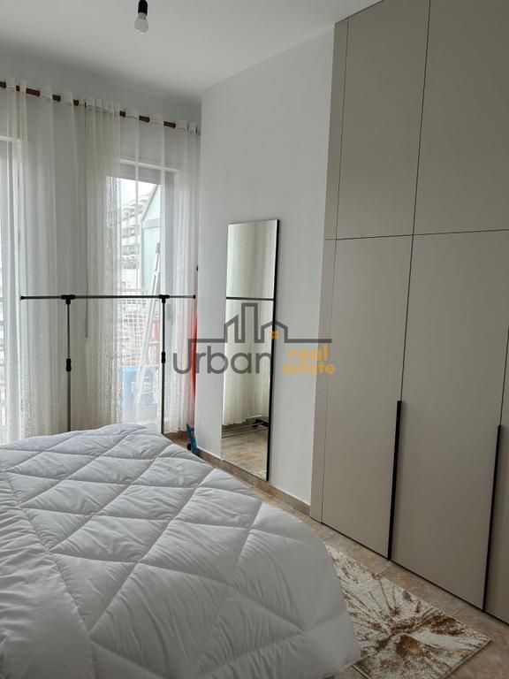 Qera, Apartament 2+1, Pazari i Ri, Tiranë - 800€ | 100 m²