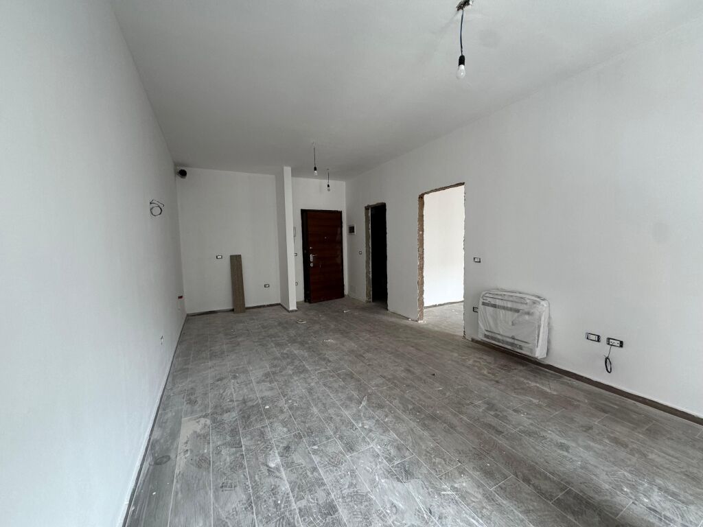 Apartament 1+1, Laprake( Aura )