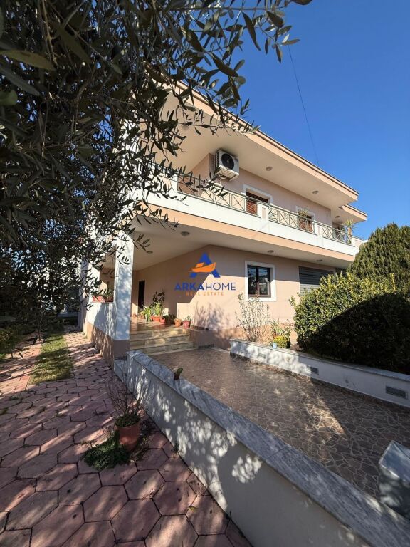 PRIVATE VILLA FOR RENT 2 FLOORS "NEW TRAIN TERMINAL, TIRANA" 900 EURO