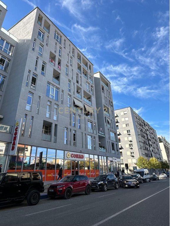 Apartament 3+1+2 per shitje te Kompleksi Kika 2, Komuna e Parisit