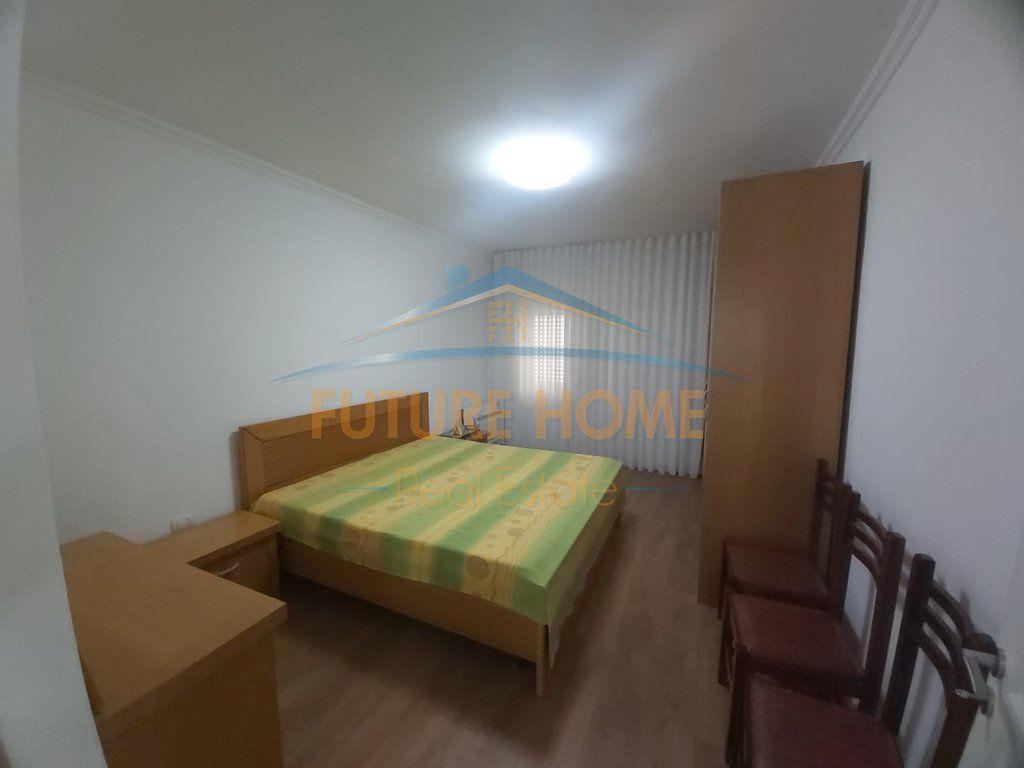 Qira, Apartament 2+1, Stadiumi Dinamo