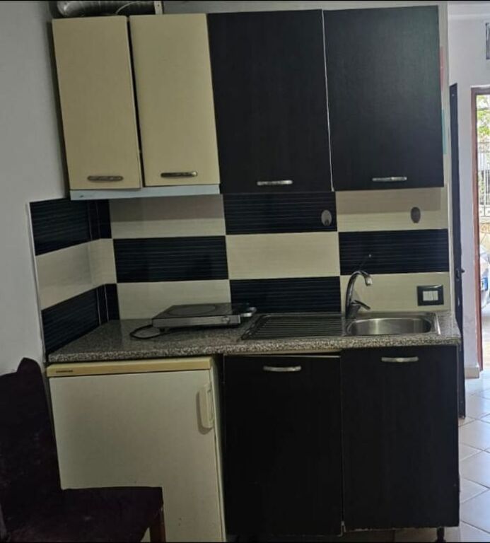 GARSIONERE 170 EURO.RRUGA GRAMOZ PASHKO,PRANE EKONOMIKUT