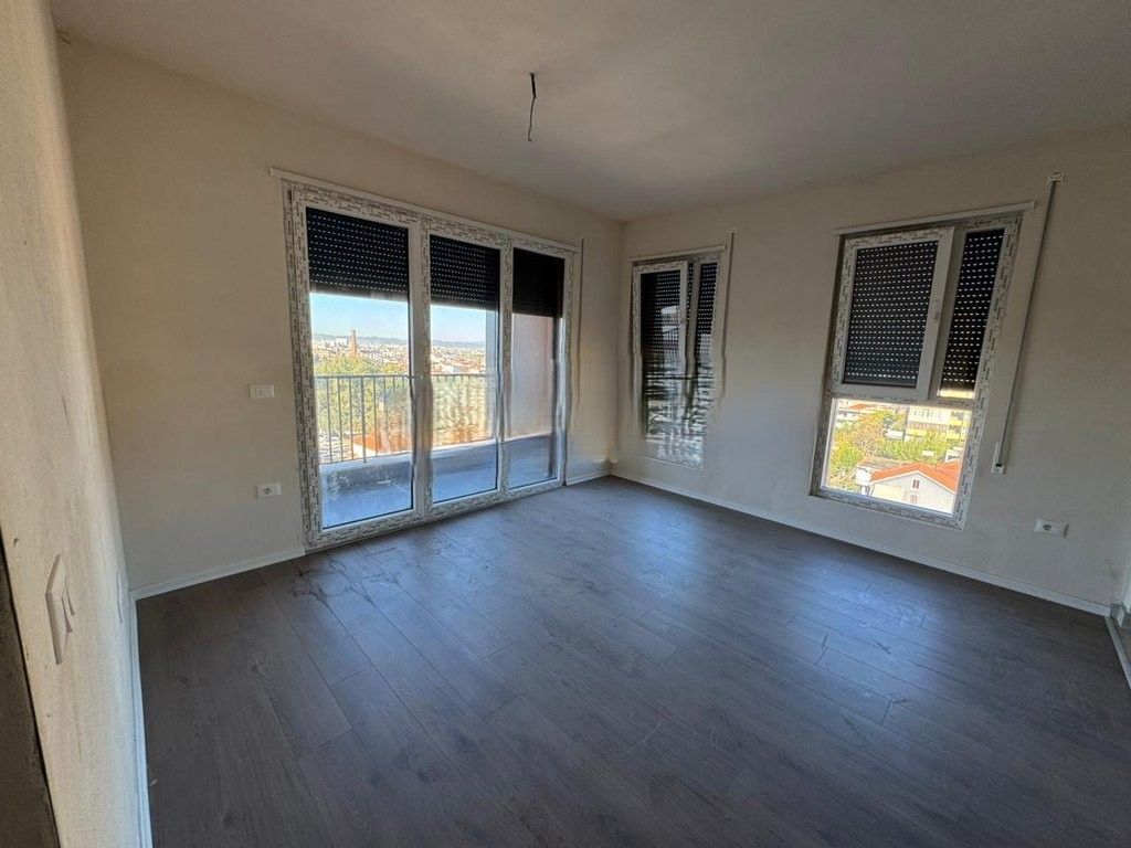 DON BOSKO, VENDIAMO APPARTAMENTO 2+1+2 199.000 €