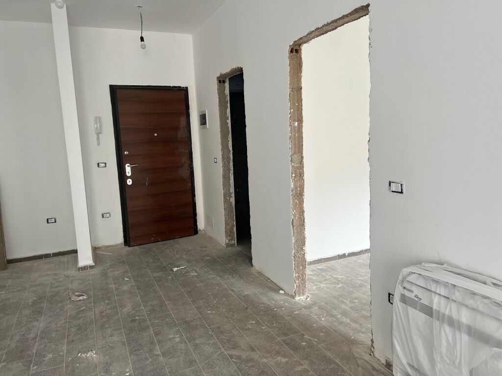 Apartament 1+1, Laprake( Aura )