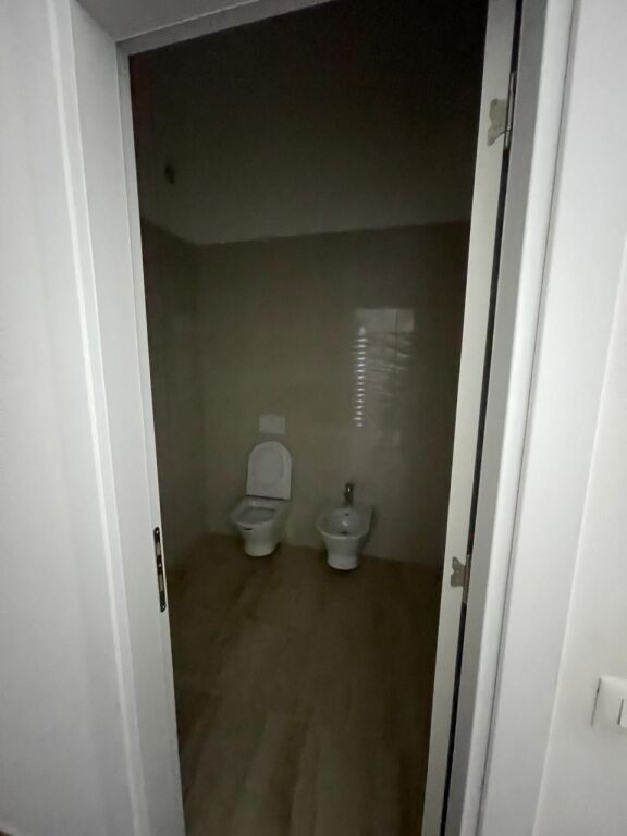 Apartament për qira në zonën Arlis / Farmacia 10 ✨