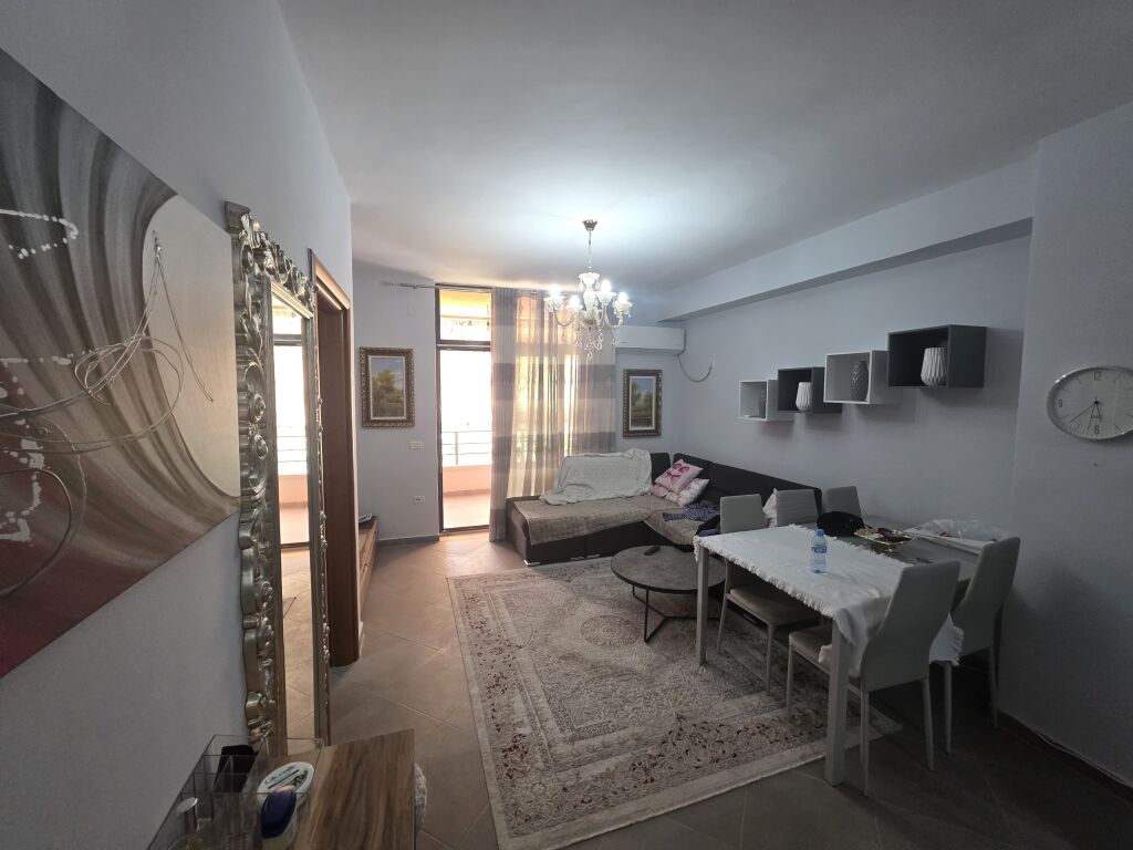 Apartament 1+1 te vila L 2 I mobiluar me 400€