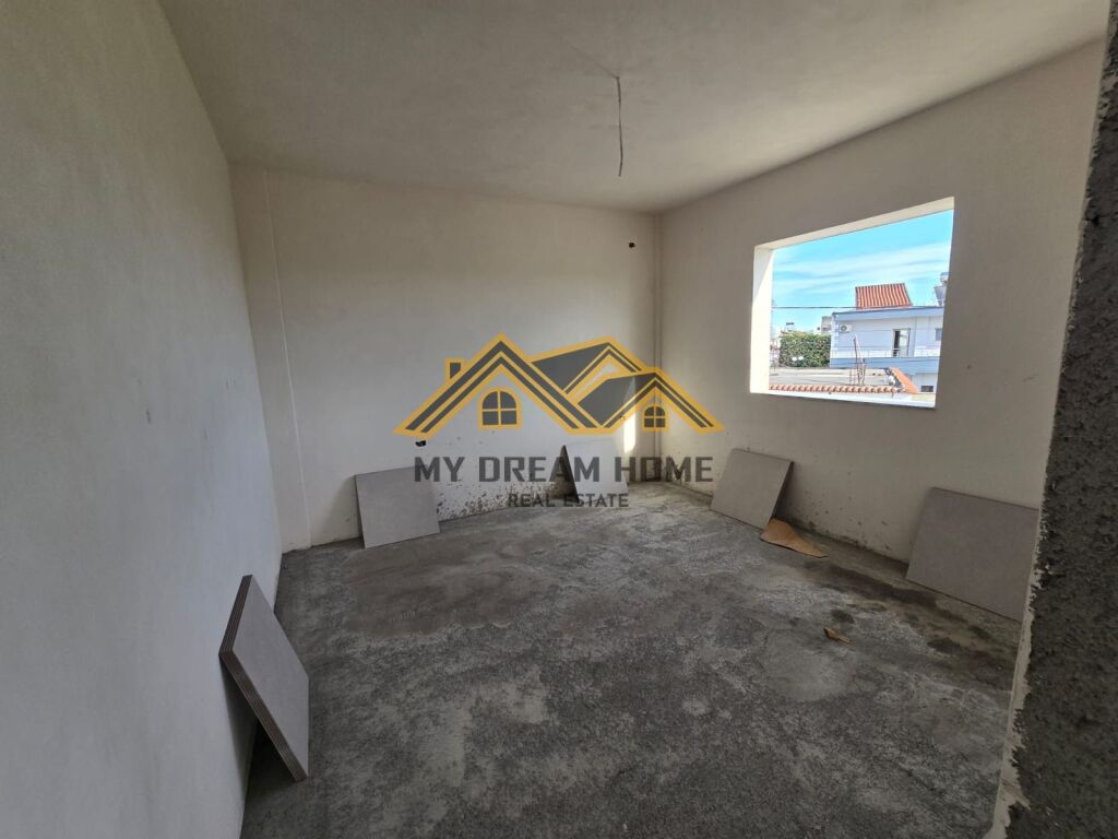 VILË PËR SHITJE NË ZONËN E ISH KËNETES, DURRËS !