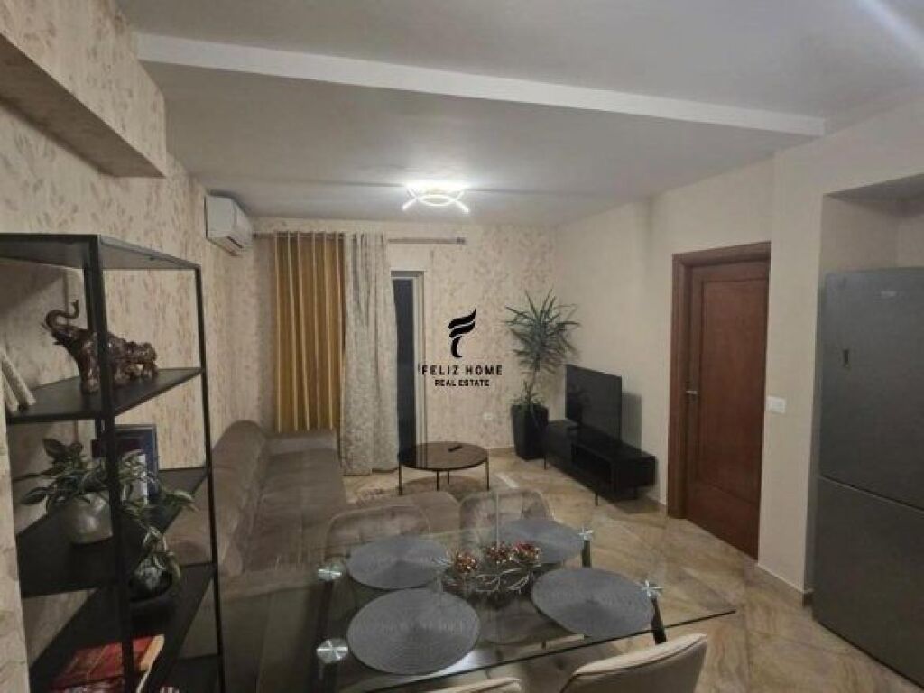 APPARTAMENTO IN AFFITTO 1+1 VIA BARRICADAVE 65.000 LEKE FH-69064