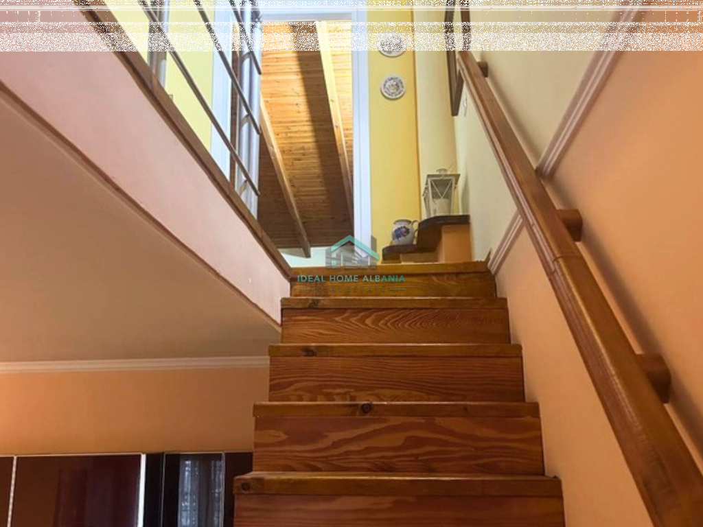 Casa Privata in Affitto – Zona del Comune, Vlora.