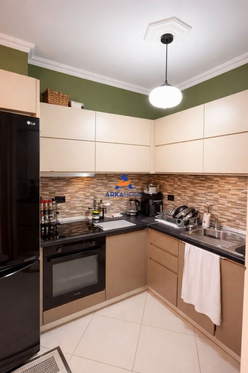 SHITET APARTAMENT 2+1+2BALLKONE "PRANE BAR ARTISTIT, ASTIR" 160.680 EURO