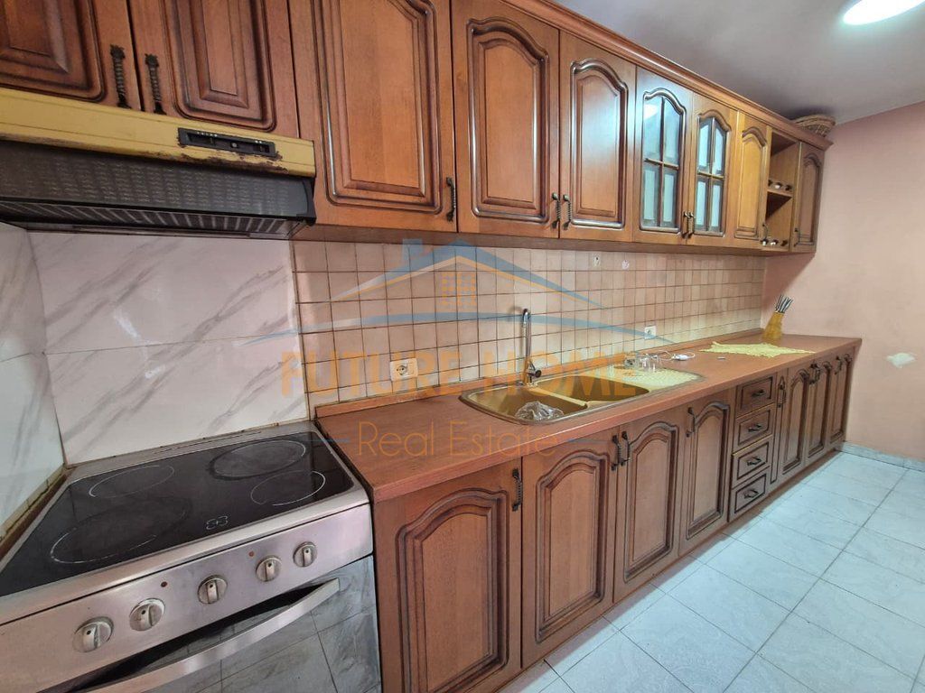 Affitto, Appartamento 1+1, 21Dhjetori, Tirana.