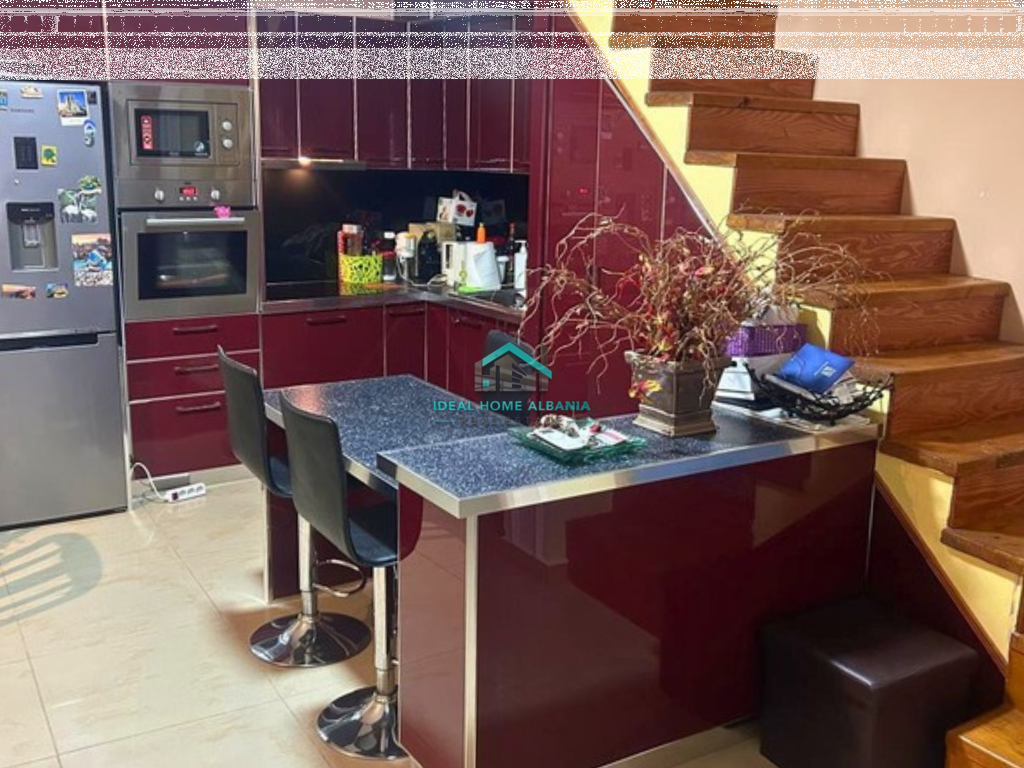 Casa Privata in Affitto – Zona del Comune, Vlora.