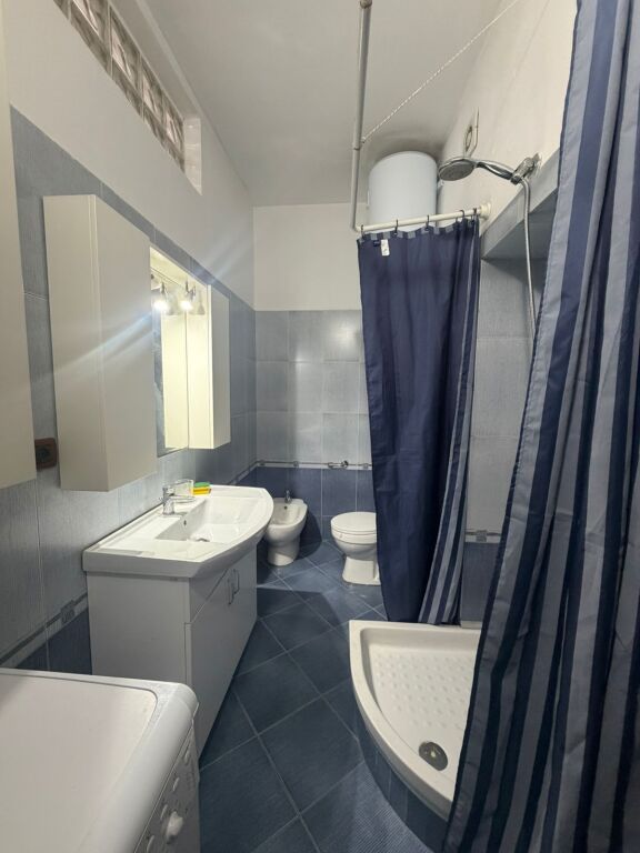 Affitto | Apartament 1 + 1 | Pallatet Agimi- Bllok | 600 €/mese