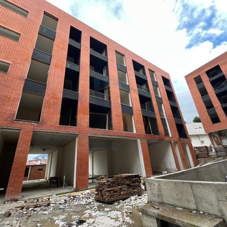 🏢 Shop for sale on the roadside – BridgeSide Residence ✨