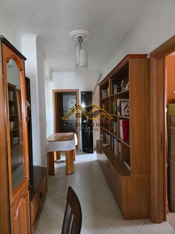 SHITET APARTAMENT 3+1+2T+2 BALLKONE PRANE MARKATES DURRES!