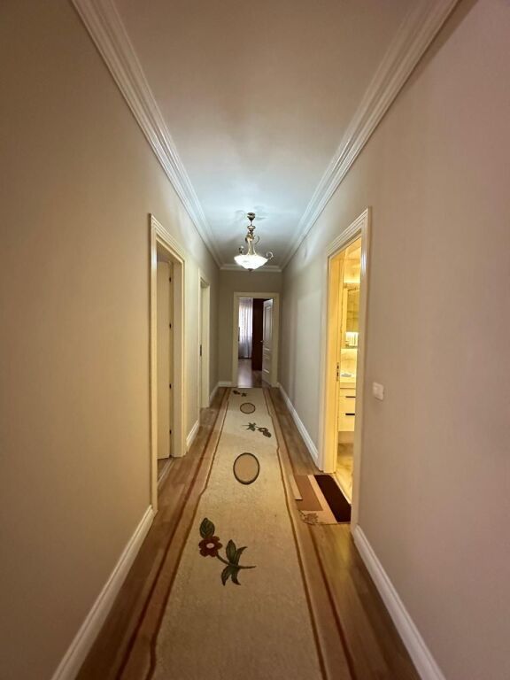 IN VENDITA 3+1+2 ASTIR BAR UNIVERSI 233.450€