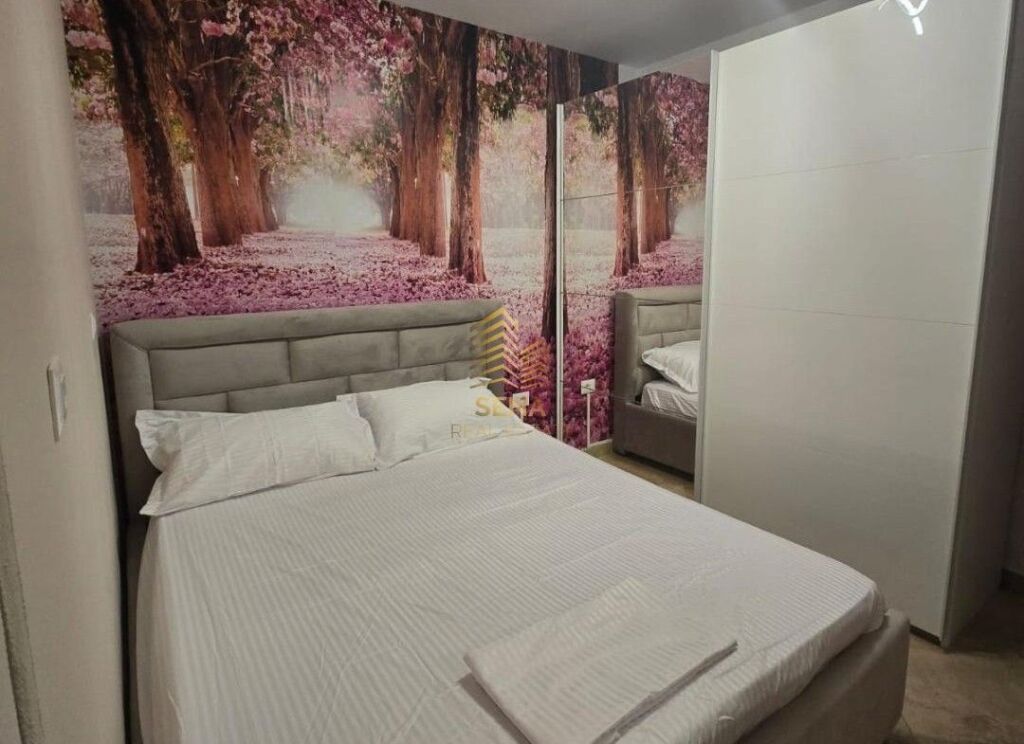 Qira, Apartament 1+1+Blk, Rruga e Barrikadave, 650 Euro/muaj