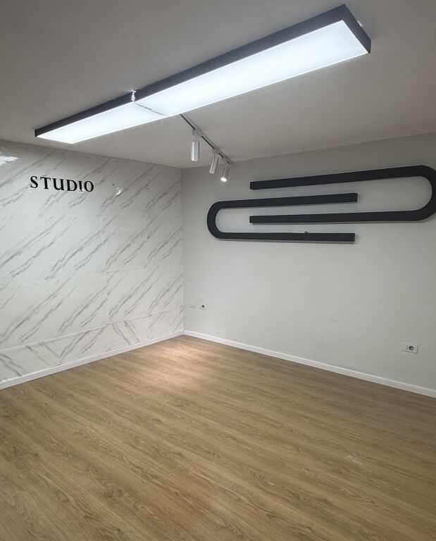 Dyqan  për qira tek Mine Peza