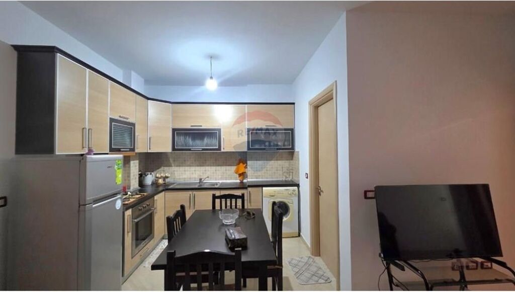 🌊 APARTAMENT 1+1 ME QIRA LUNGOMARE, – PAMJE NGA DETI