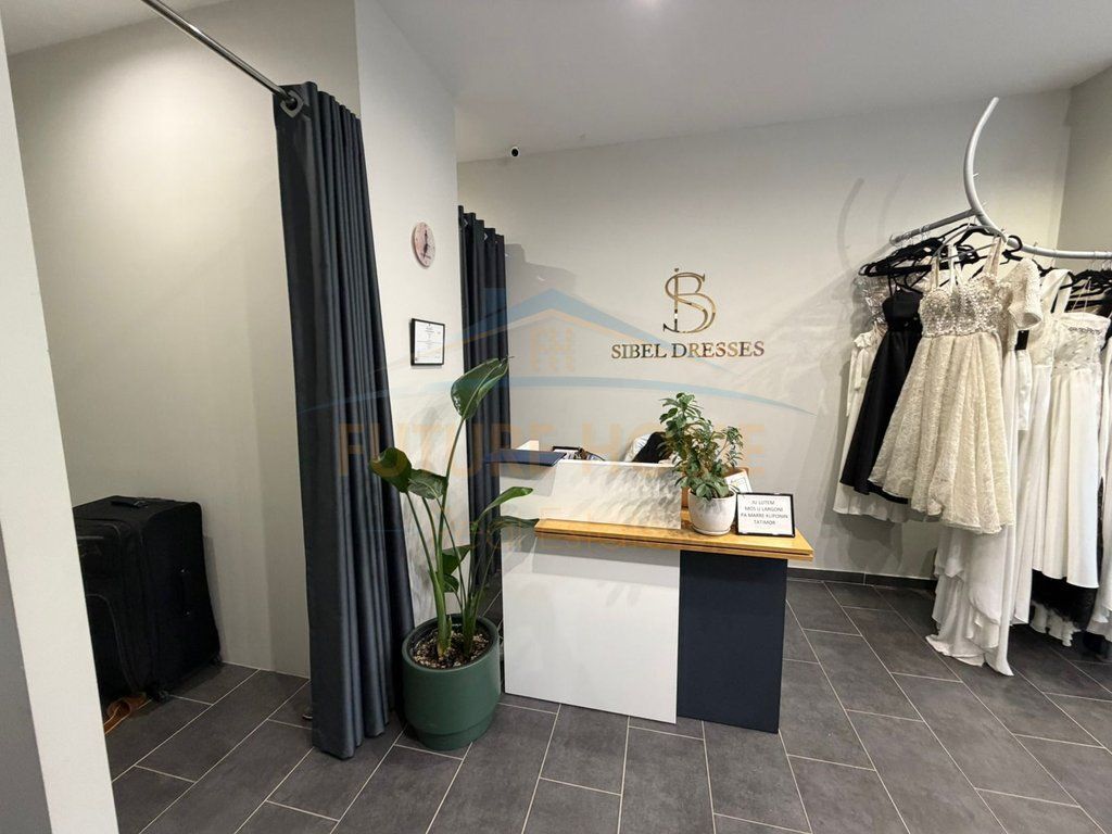 In vendita, Unità commerciale, Unaza e Re, Tirana