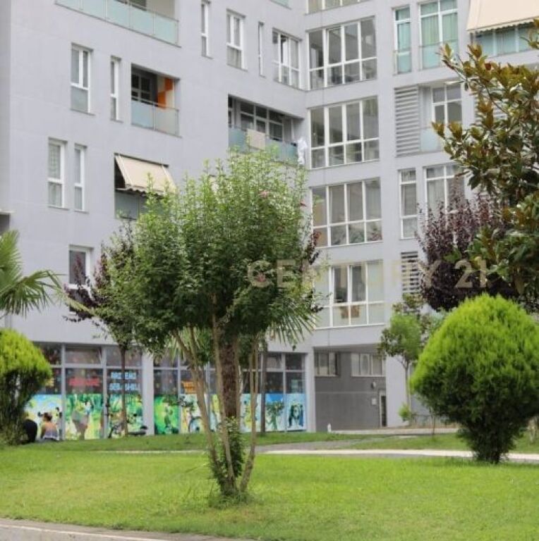 VENDIAMO APPARTAMENTO 3+1+2