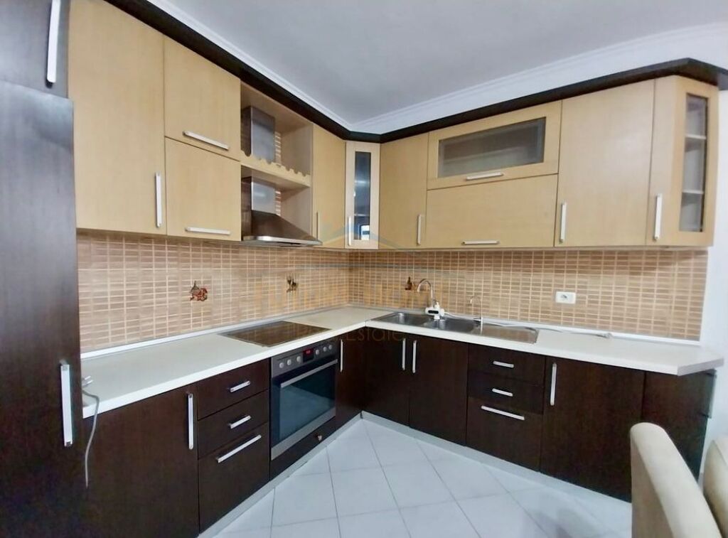 Rent, Apartment 2+1, Pasticeri Nela 6 , Tirane.