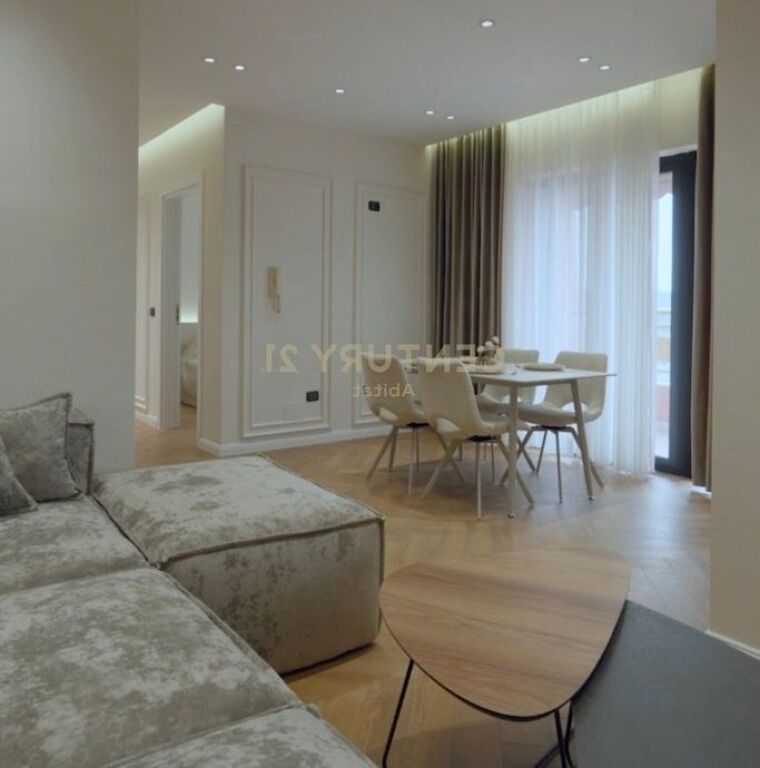 Appartamento in vendita 2+1 e guardaroba, Di fronte a Delijorgji