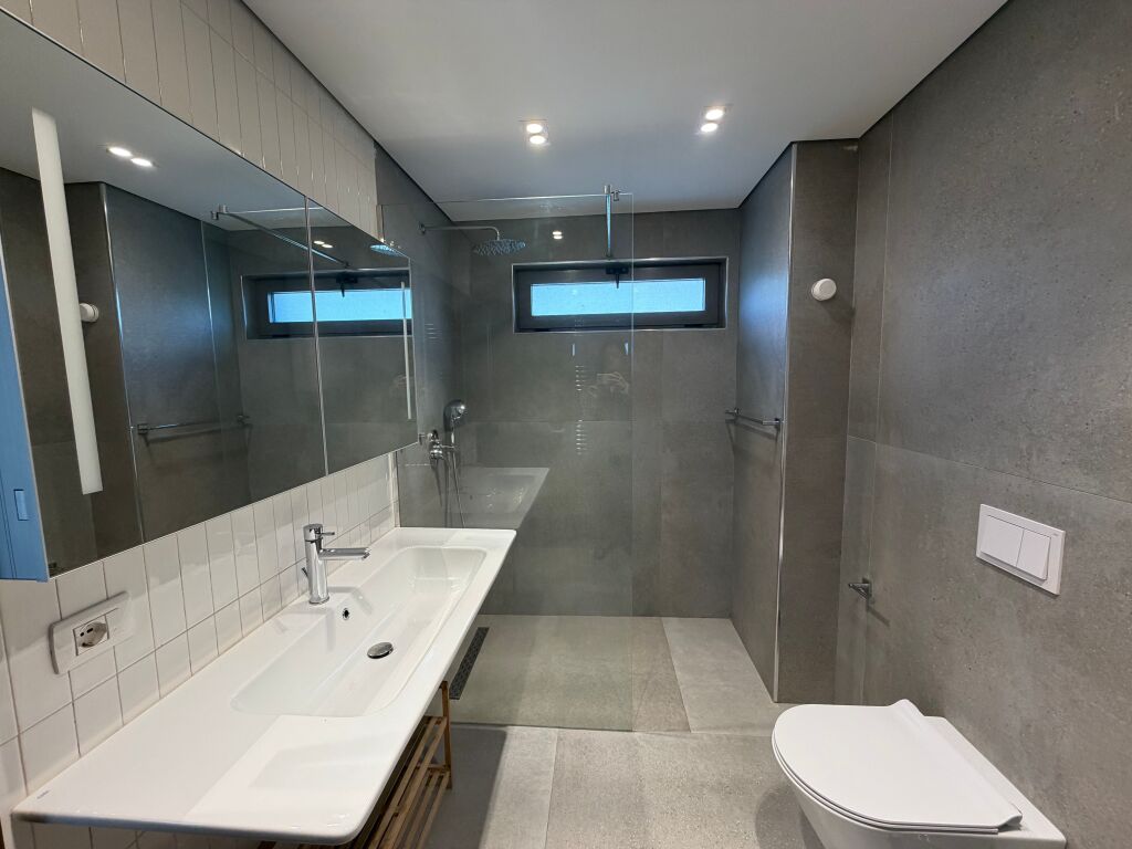 Vilë 3+1+oborr+garazhd me qera në ne TEG - MULLET