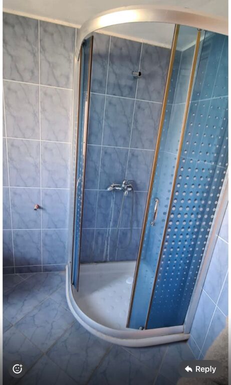 Ingresso 3+1, arredato dietro il bar Rosini Astir, 450 euro